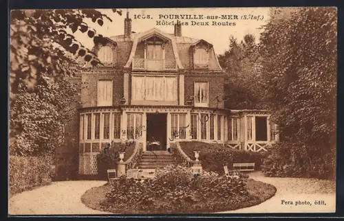 AK Pourville-sur-Mer /S.-Inf., Hôtel des Deux Routes