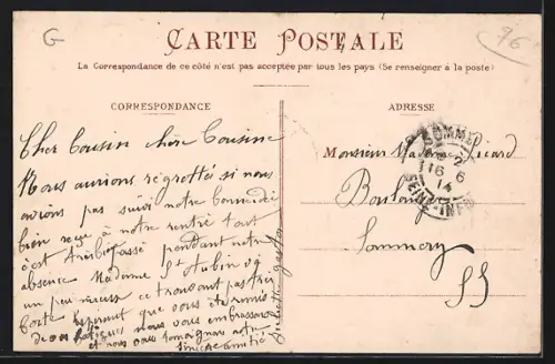 AK Argueil /Seine-Inf., Route de Sigy avec passants et bâtiments résidentiels