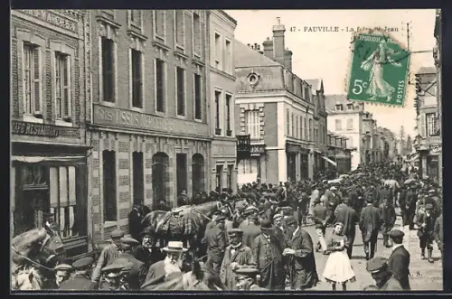 AK Fauville, La foire Saint Jean animée avec foule et chevaux dans la rue