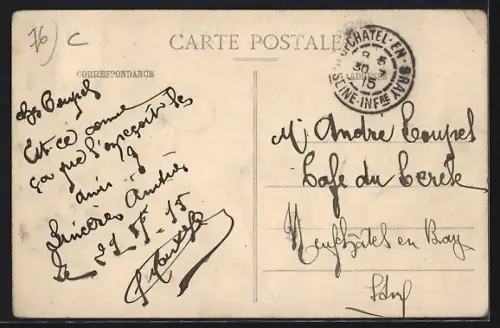 AK Neufchâtel-en-Bray, Grande Rue St-Jacques avec charrette et piétons