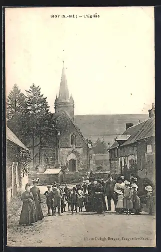 AK Sigy /S.-inf., L`Église et villageois rassemblés devant l`entrée