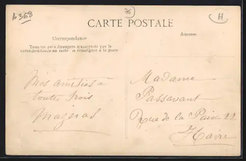 AK Gruchet-le-Valasse, Grande Route animée avec commerces et passants