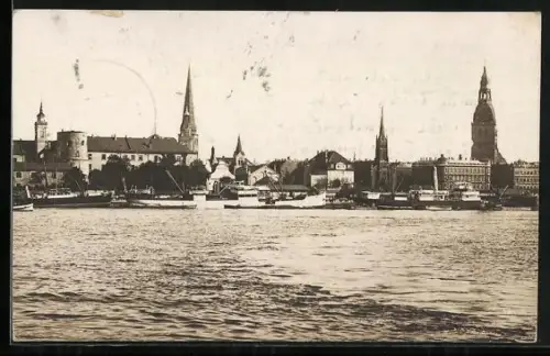 AK Riga, Teilansicht mit Hafen