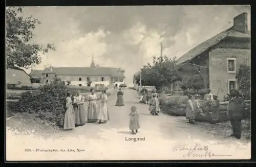AK Longirod, Strassenpartie mit Frauen und Kindern