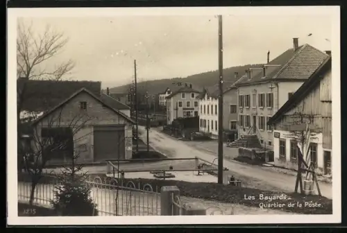 AK Les Bayards, Quartier de la Poste