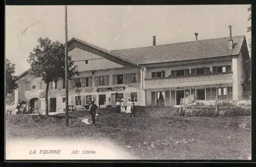 AK La Tourne, Hotel de la Tourne mit Garten