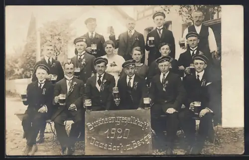 Foto-AK Daasdorf a. Berge, Gruppenbild der Burschengesellschaft 1920