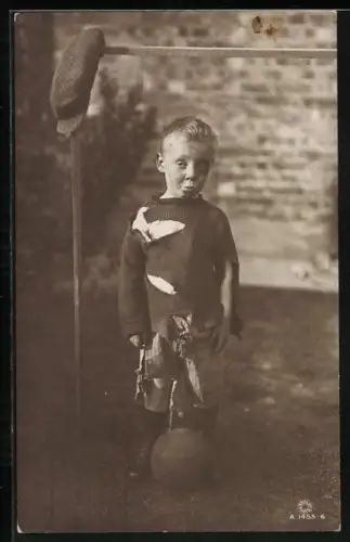 AK Kleiner Fussball-Torwart wurde übel zugerichtet