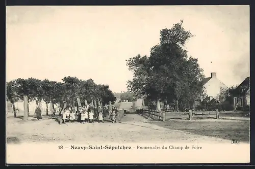 AK Neuvy-Saint-Sépulchre, Promenades du Champ de Foire