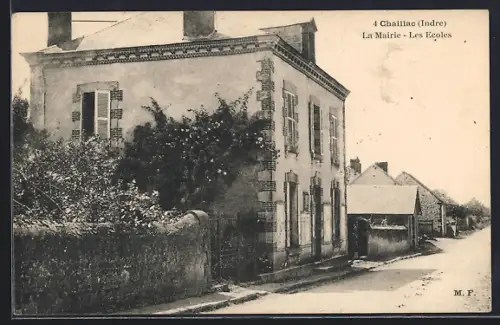 AK Chaillac /Indre, La Mairie, Les Ecoles
