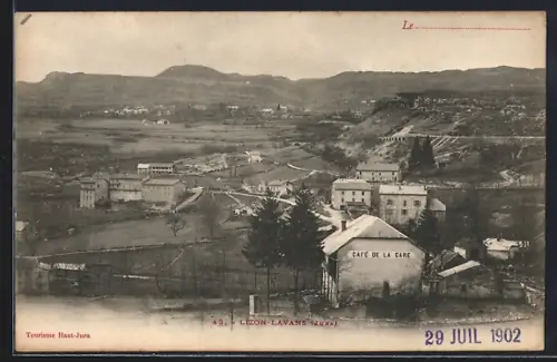 AK Lizon-Lavans /Jura, Vue partielle, avec Café de la Gare