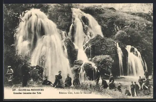 AK Baume-les-Messieurs, Grandes Cascades des Tufs, Wasserfälle mit Soldaten