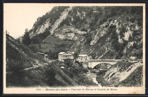 AK Morez-du-Jura, Pont sur la Bienne à l`entrée de Morez