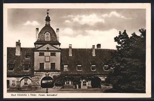 AK Bad Köstritz i. Thür., Teilansicht vom Fürst. Schlosshof