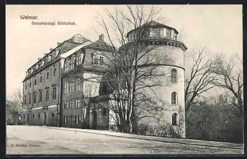 AK Weimar / Thüringen, An der Grossherzogl. Bibliothek