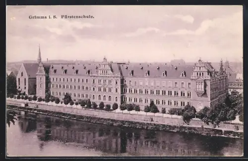AK Grimma, Uferpartie mit Fürstenschule