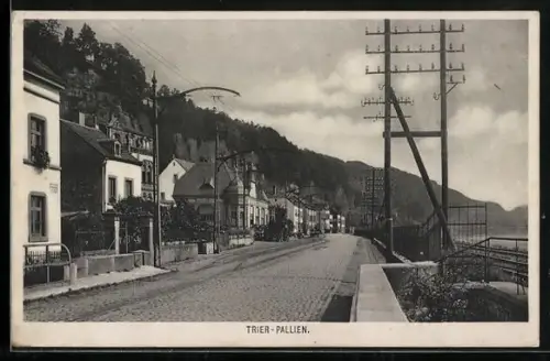 AK Trier-Pallien a. d. Mosel, auf der Strasse entlang der Stadtvillen