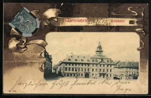 AK Saarbrücken, Blick auf das Rathaus, Wappen mit Kreuz und Löwen