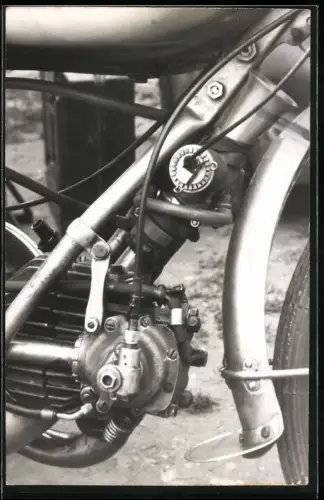 Fotografie Wörner, Karlsruhe, Motorblock einer Moto Guzzi Albatros