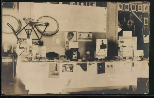 Fotografie Ansicht Dortmund, Gabentisch des Westfäl. Ruder-Verein E. V. Dortmund, Fahrrad