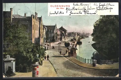 AK Oldenburg / O., Am Stau, Strassenansicht mit Brücke und Uferpromenade