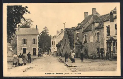 AK Ruffec-le-Château /Indre, La Poste