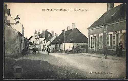 AK Pellevoisin /Indre, Rue Principale, Strassenpartie