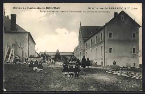 AK Pellevoisin /Indre, Sanatorium, Les petits viennent examiner l`avancement des travaux de construction