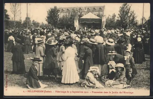 AK Pellevoisin /Indre, Pélerinage de 1910, Procession dans le Jardin de l`Ermitage