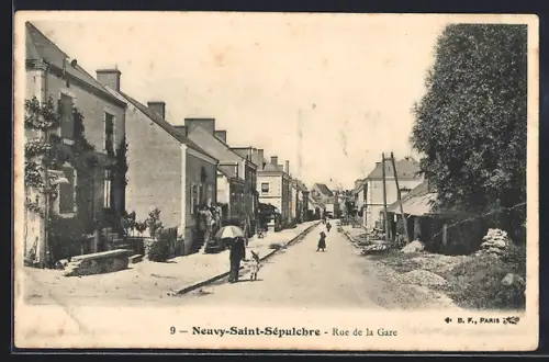 AK Neuvy-Saint-Sépulchre, Rue de la Gare, Strassenpartie