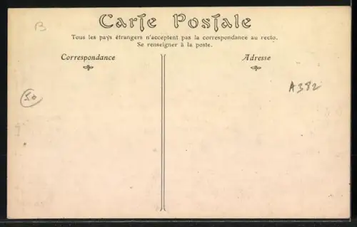 AK Lessay /Manche, La Cour d`Argouges et l`église