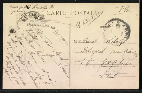 AK Mont-St-Michel, Chapelle St-Aubert sur les rochers avec vue sur la mer et une barque