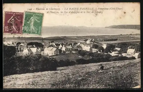 AK La Hague-Vauville, Panorama, Côte-Plage, avec les îles d`Aurigny et le Nez de Jobourg à l`horizon