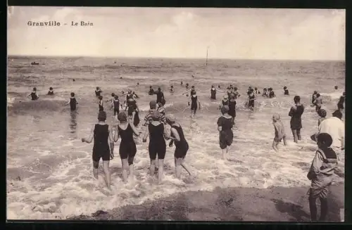 AK Granville, Le Bain