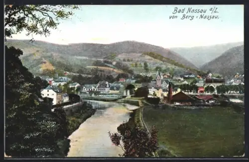 AK Bad Nassau a. L., Blick von Berg-Nassau, Stadtansicht, Fluss, Berge