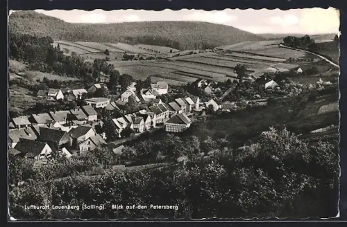 AK Lauenberg /Solling, Teilansicht mit Blick auf den Petersberg