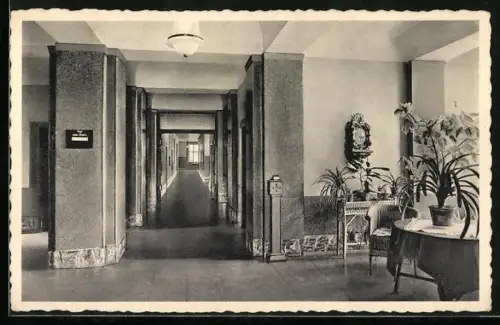 AK Köln-Deutz, Chirurg.-Orthop. Klinik Eduardushaus, Empfangshalle, Innenansicht