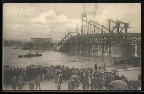 AK Köln-Neustadt, Einsturz der sich im Bau begriffenen Südbrücke am 09. Juli 1908