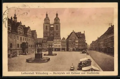 AK Wittenberg / Elbe, Marktplatz mit Rathaus und Stadtkirche