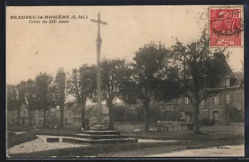 AK Beaubec-la-Rosière /S.-Inf., Croix du XIIe siècle