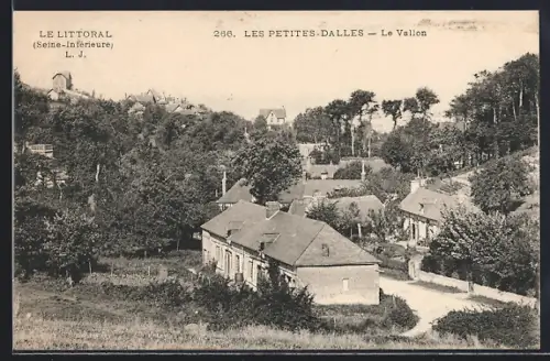 AK Les Petites-Dalles /Seine-Inférieure, Le Vallon et les maisons entourées de verdure