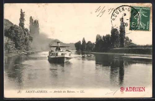 AK Saint-Adrien, Arrivée du Bateau sur la rivière
