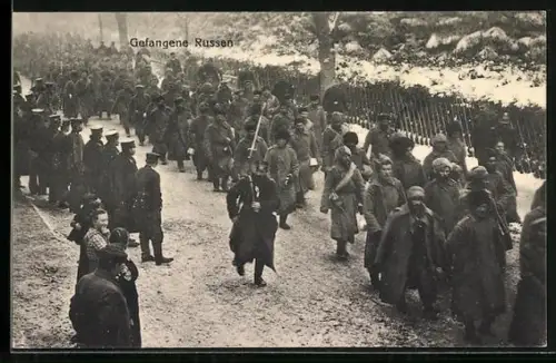 AK Einmarsch von russischen Kriegsgefangenen