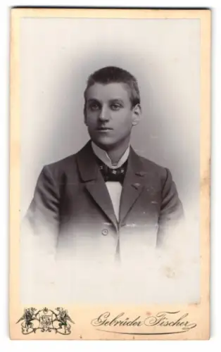 Fotografie Gebrüder Fischer, Elsterberg, Schützenstr., Portrait eines jungen Mannes