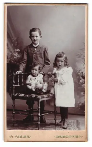 Fotografie A. Adler, Memmingen, Lindenbadstrasse 30, Porträt dreier Kinder