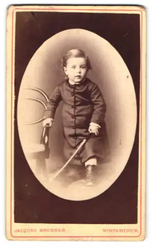 Fotografie Jacques Brunner, Winterthur, Königsfofegg Niedergasse, Porträt eines kleinen Kindes