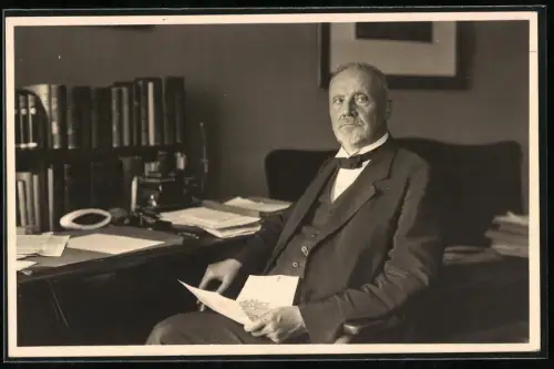 Fotografie Landesbischof von Heilbronn Theophil Wurm