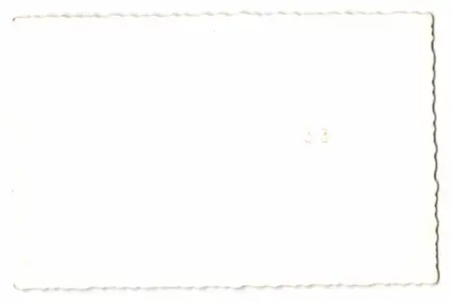 2 Fotografien zwei niedliche Kinder beim Baden im Badezuber