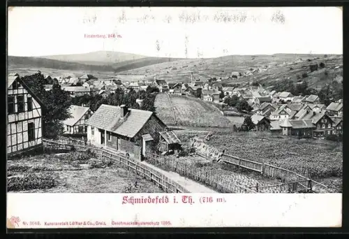 AK Schmiedefeld i. Th., Ortsansicht mit Finsterberg