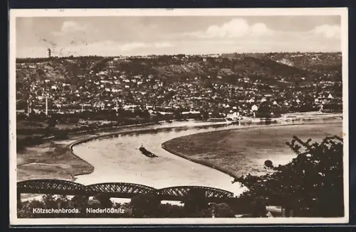 AK Kötzschenbroda /Niederlössnitz, Elbblick mit Brücke und Ortsansicht